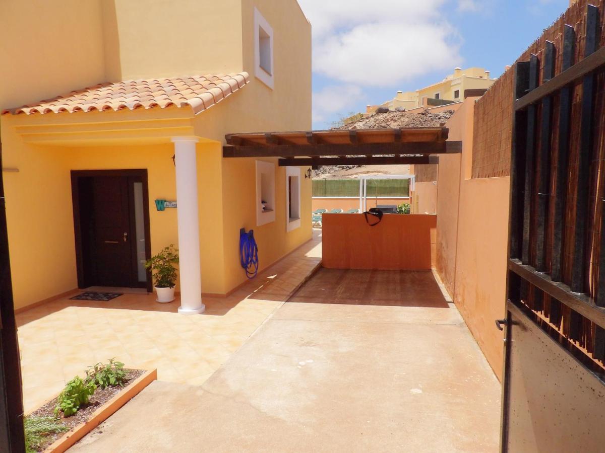 Villas Brujula Company คอร์ราเลโฮ ภายนอก รูปภาพ